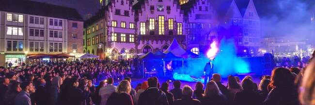 Akrobatik auf dem Römerberg