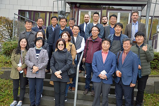 Koreanische_Gäste_und_RTV3.jpg