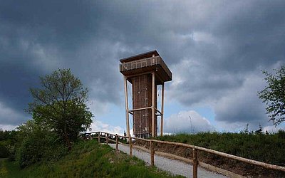 Vergrößerte Ansicht: Aussichtsturm Dillblick in Herborn