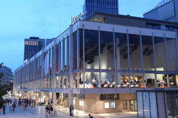 Außenansicht der Oper Frankfurt