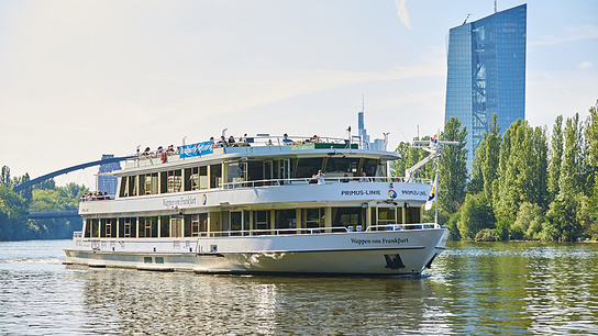 Schiff der weißen Flotte der Primus-Linie