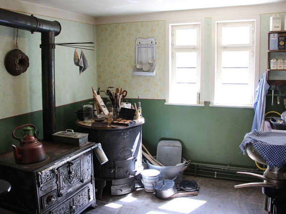 Vergrößerte Ansicht: Waschküche von 1928 in einem Haus aus Eisemroth
