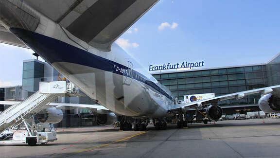 Boeing 747 park position Terminal 1