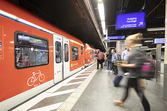 Rabattaktion Nachtschwärmer rmvNachtfahrt3.jpg