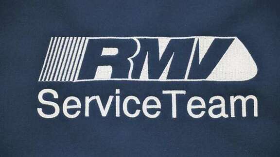 White Label RMV ServiceTeam knitted on blue tissue