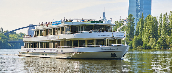 Schiff der weißen Flotte der Primus-Linie