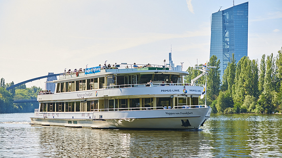 Schiff der weißen Flotte der Primus-Linie