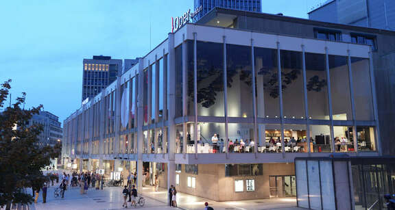 Außenansicht der Oper Frankfurt