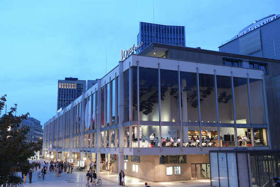 Außenansicht der Oper Frankfurt