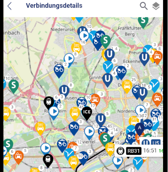 Handydisplay mit einer Karte, auf der verschiedene Symbole verschiedene Verkehrsmittel anzeigen