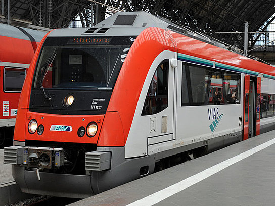 Dieseltriebzug Itino im Frankfurter Hauptbahnhof