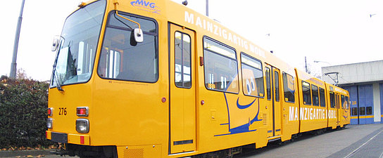 Mainzer Hochflurstraßenbahn im Depot
