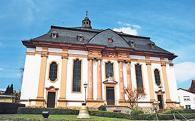 Vergrößerte Ansicht: Außenansicht Barocke Saalkirche in Wölfersheim