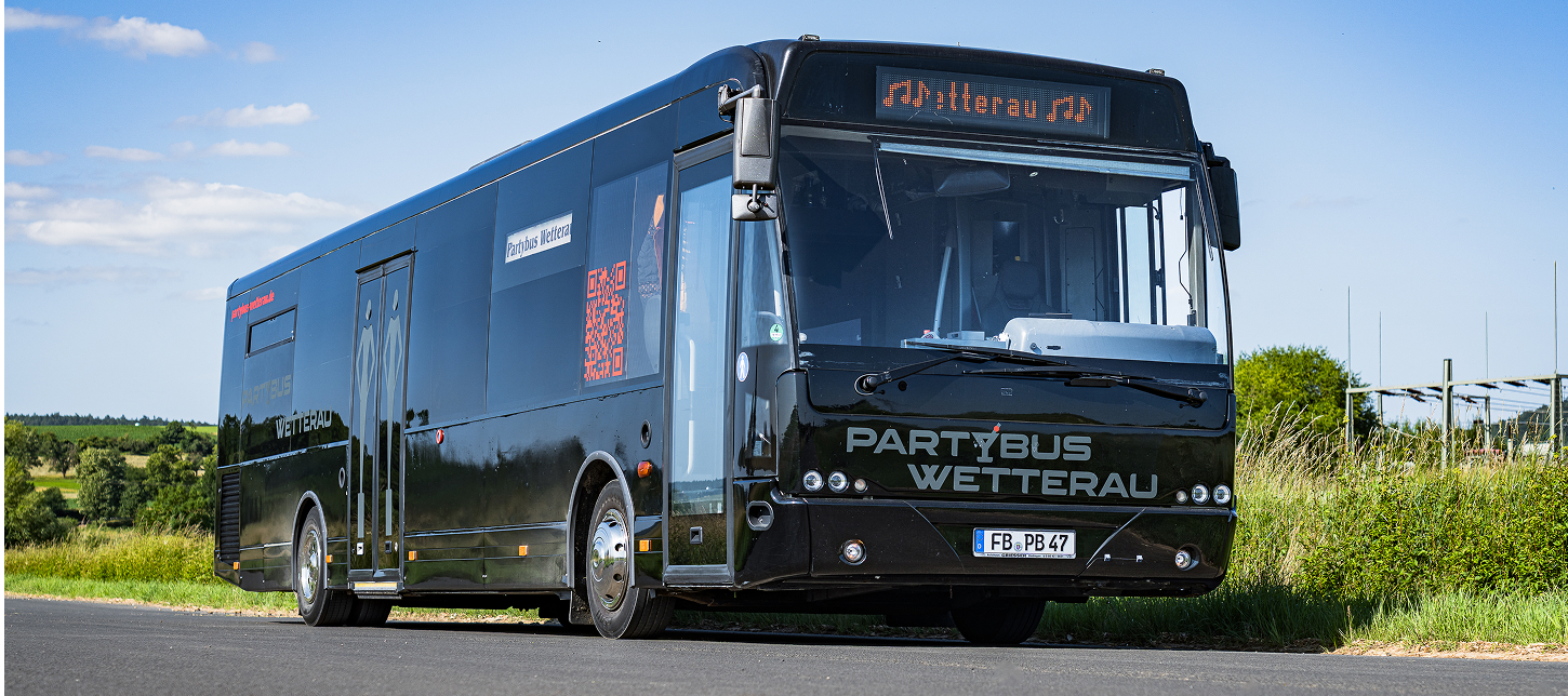 Außenansicht eines Busses von Partybus Wetterau